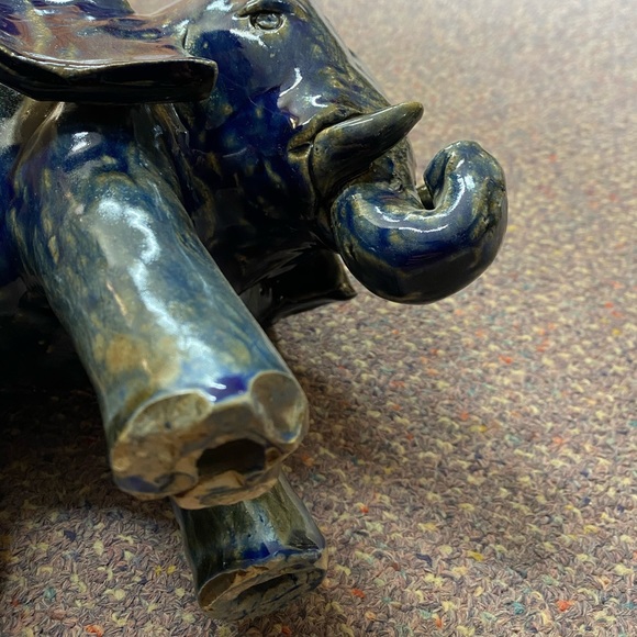 Clay Handcrafted Elephant Piggy Bank Coin - Picture 3 of 5